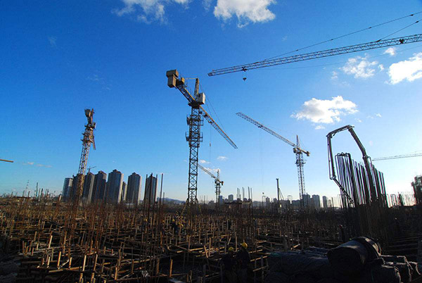 建筑工程青島塔機(jī)租賃|青島腳手架等租賃|青島盤扣輪扣租賃|青島方管租賃|青島施工電梯租賃